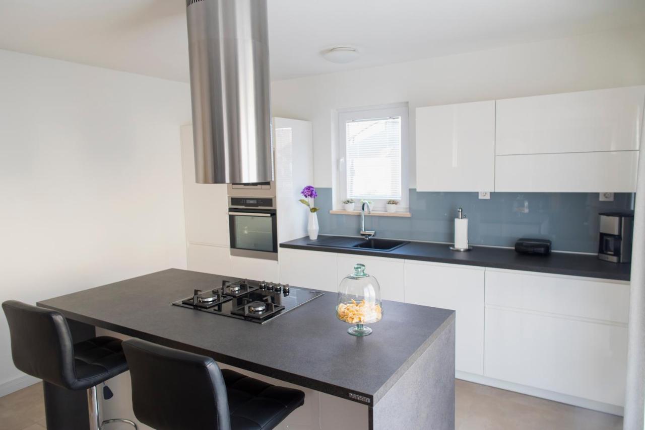 Modern Mediterranean Apartment Zadar Extérieur photo